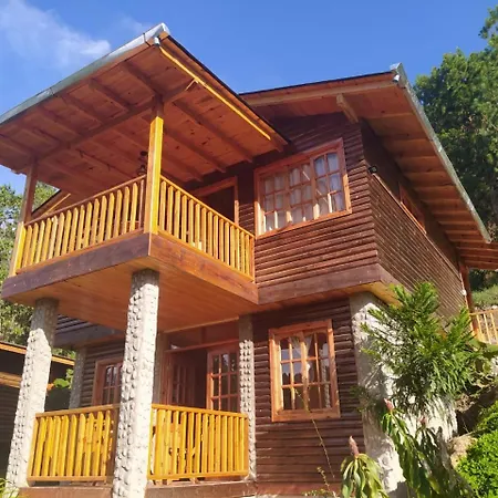 Altares De Oxapampa Villa Room photo