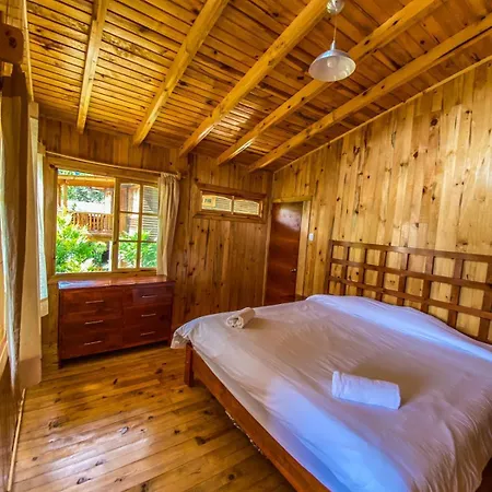 Altares De Oxapampa Villa Room photo