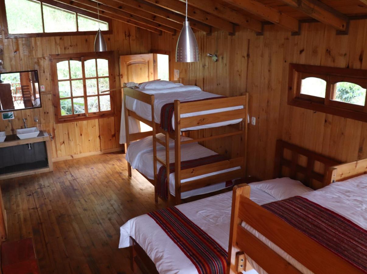 Altares De Lodge