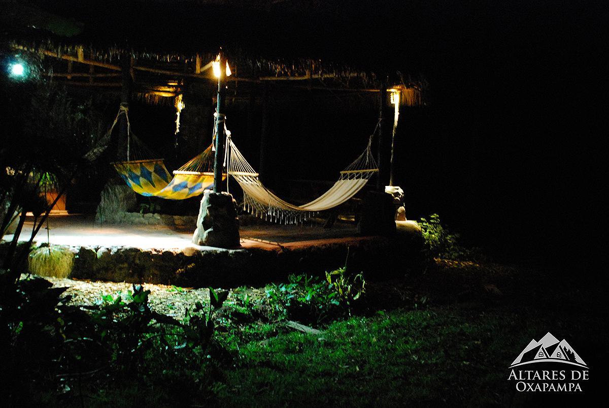 Lodge Altares De *