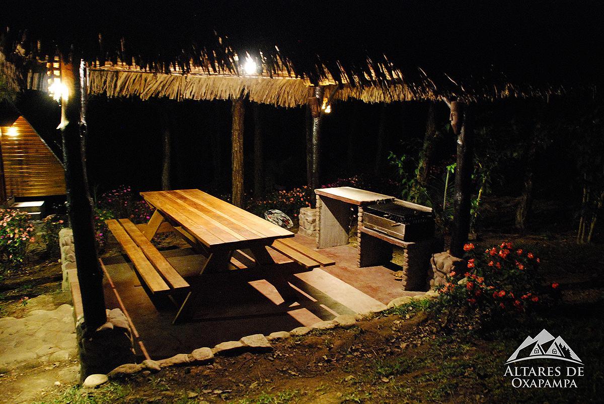 Altares De Lodge