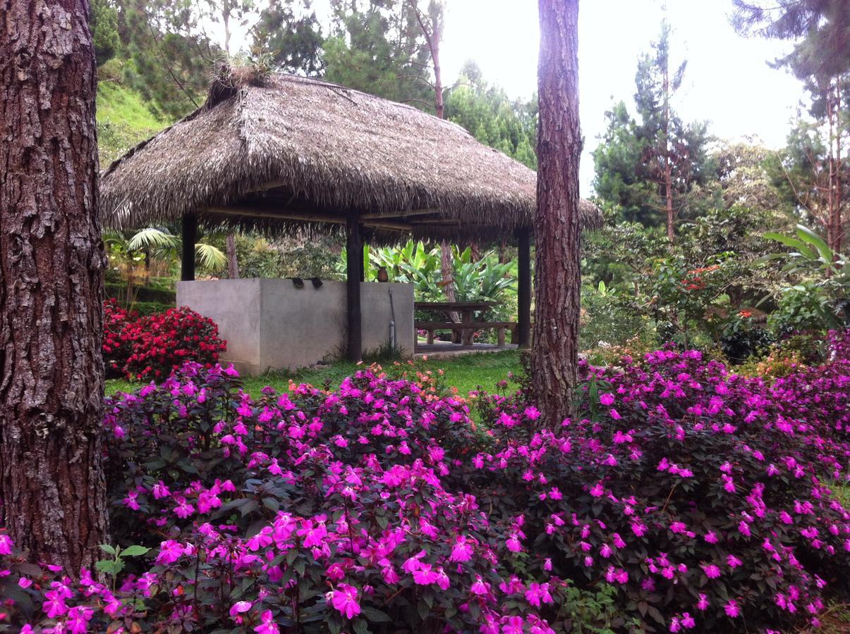 Lodge Altares De